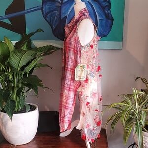 Aratta Red & White Plaid Sleeveless Dress/Duster, Floating Flowers.  Size L NWT